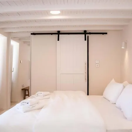 Mooi Boni's Apartment *