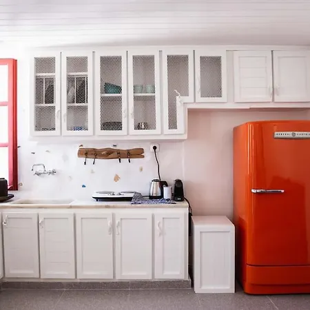Mooi Boni's Apartment *